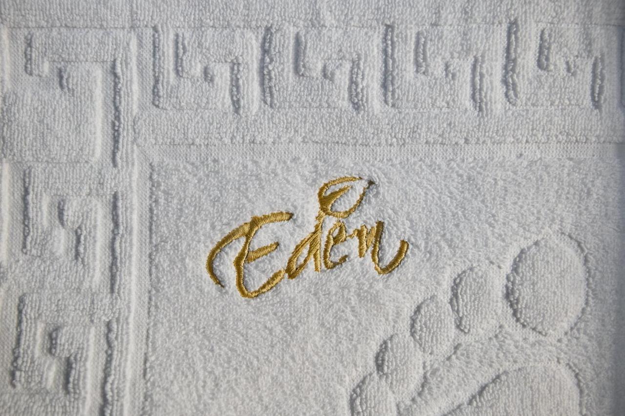 Hotel Eden Рымнику-Сэрат Экстерьер фото